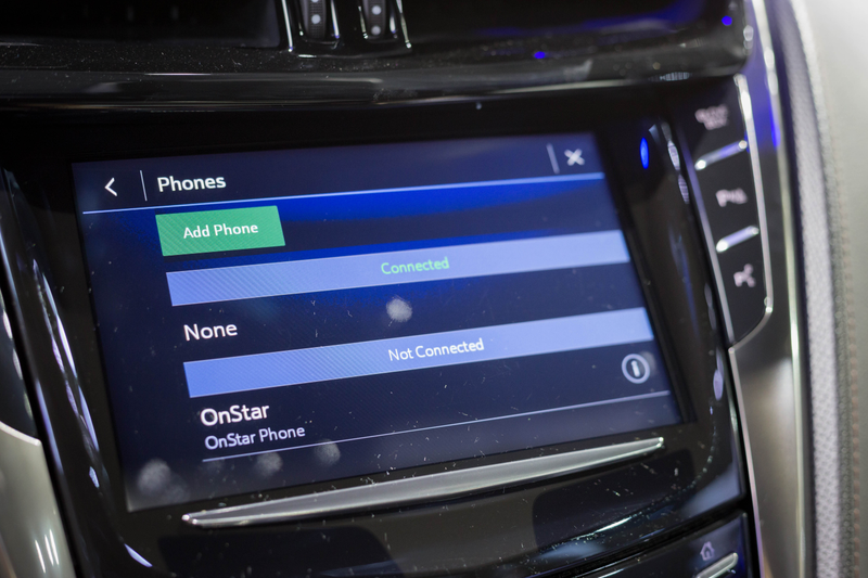 Illustration for article titled Cadillac's New In-Car Software Updates Aren't Threatened By Your Android Auto Or Apple CarPlay